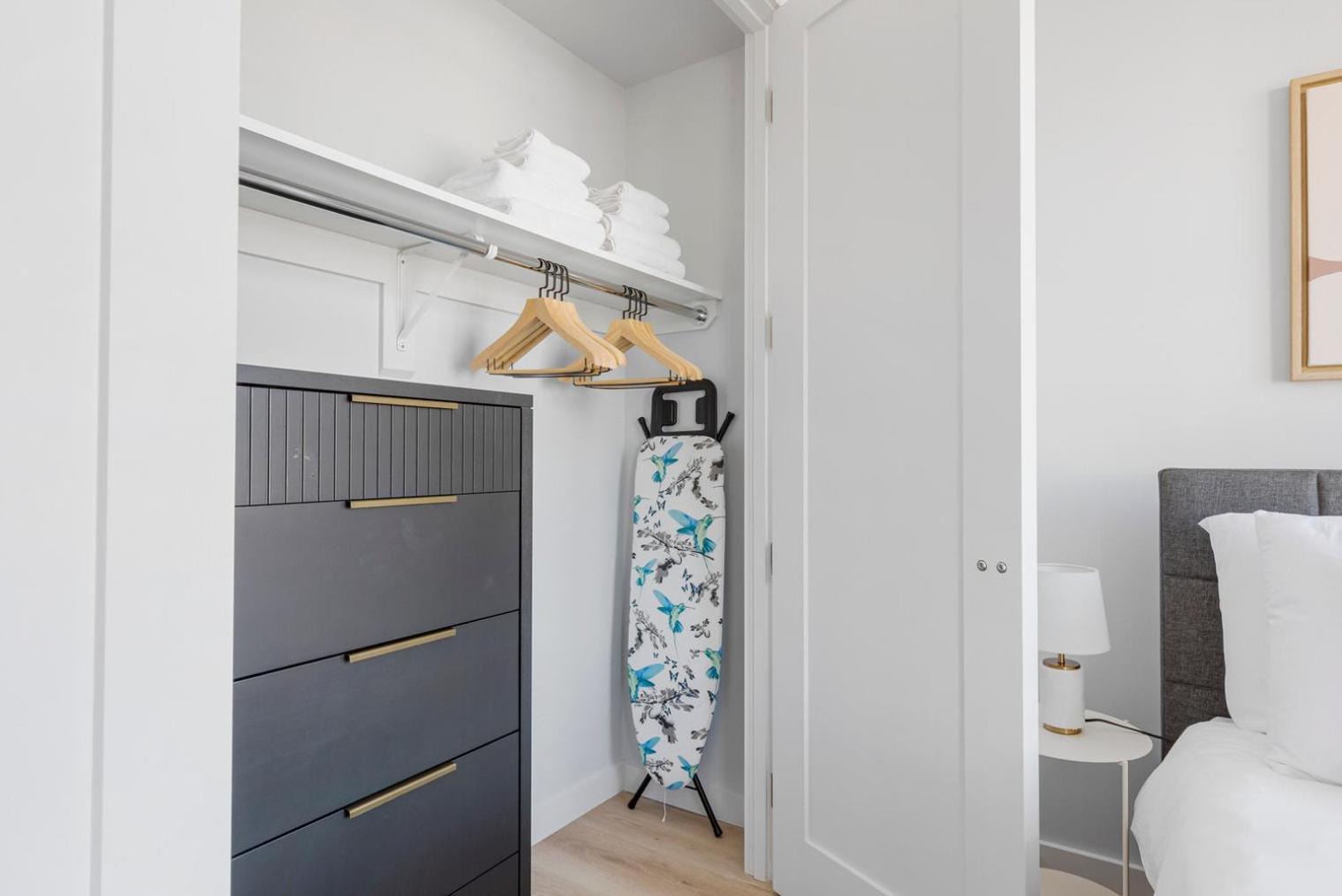 Apartment Dumbo 2br W Wd Roof Gym Nr Timeout Building Nyc-957 New York